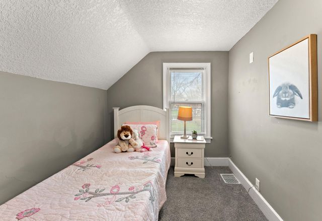 303 Cesar Chavez Street, Saint Paul, MN 55107