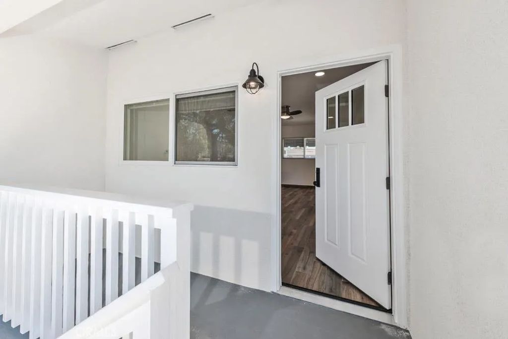 557 N Olive Street D, Orange, CA 92867