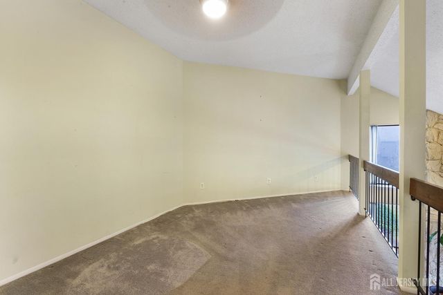 29 Westgate Drive, Edison, NJ 08820