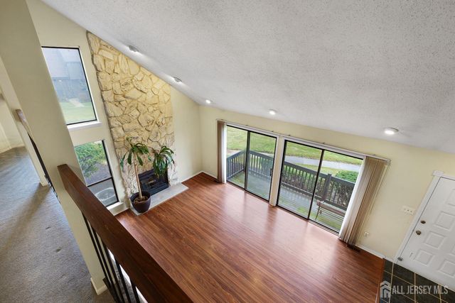 29 Westgate Drive, Edison, NJ 08820