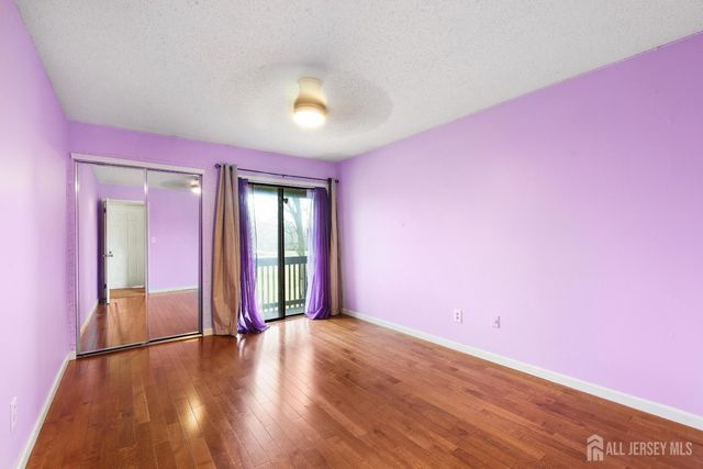 29 Westgate Drive, Edison, NJ 08820