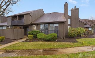 29 Westgate Drive, Edison, NJ 08820