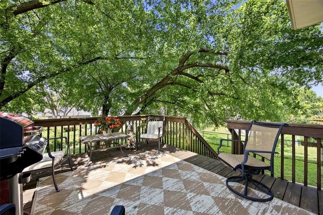 3018 27th Street SW, Cedar Rapids, IA 52404