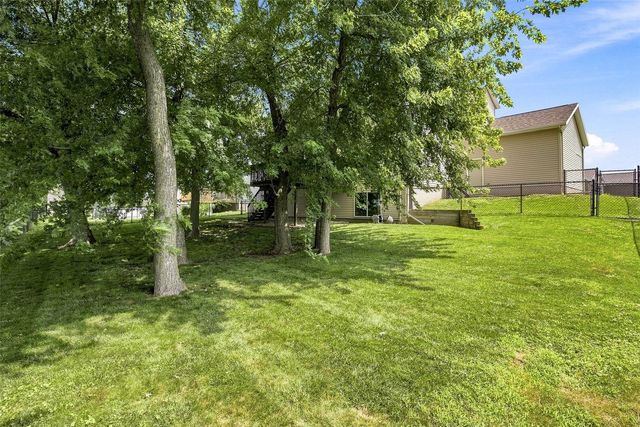 3018 27th Street SW, Cedar Rapids, IA 52404