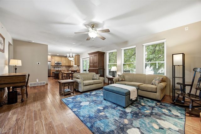 3018 27th Street SW, Cedar Rapids, IA 52404