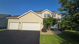 3018 27th Street SW, Cedar Rapids, IA 52404