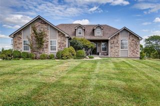 5275 SE Fox Run Road, Lathrop, MO 64465