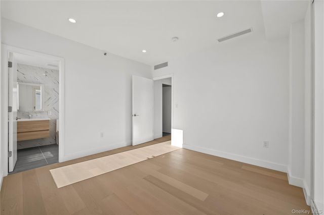 150-02 Northern Boulevard 3A, Flushing, NY 11354