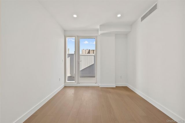 150-02 Northern Boulevard 3A, Flushing, NY 11354