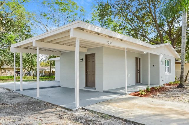 1070 EMERALD DRIVE, Mount Dora, FL 32757