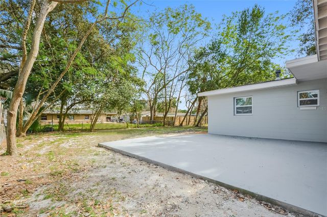 1070 EMERALD DRIVE, Mount Dora, FL 32757