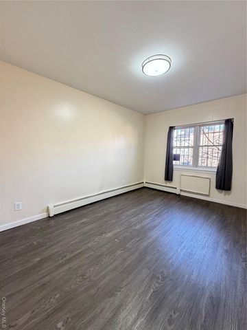 7929 153rd Street 1st Floor, Flushing, NY 11367