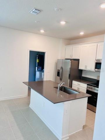 2639 CANDIED APPLE ALLEY, Kissimmee, FL 34744