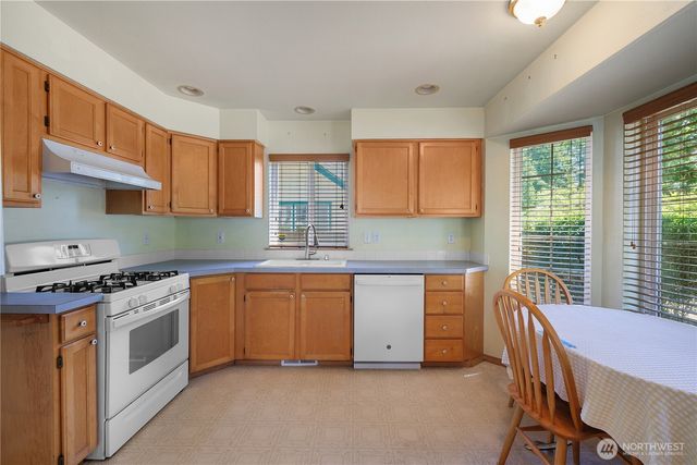 2722 29th Avenue SW, Tumwater, WA 98512