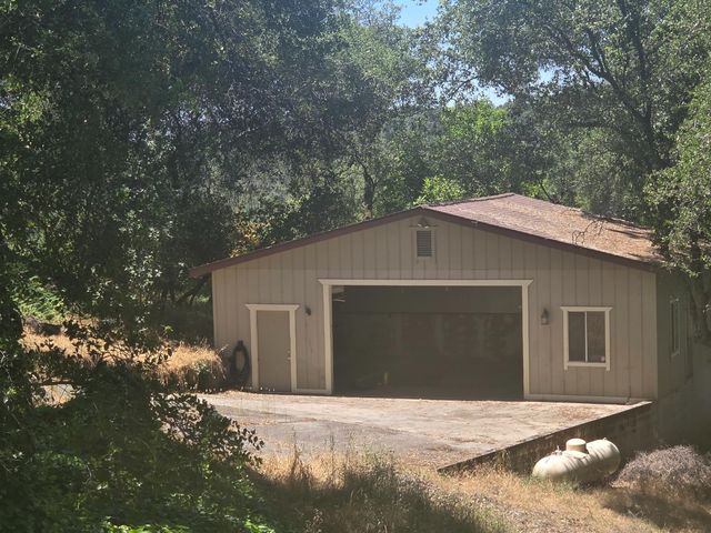 595 Valley Ridge Ct, Auburn, CA 95603