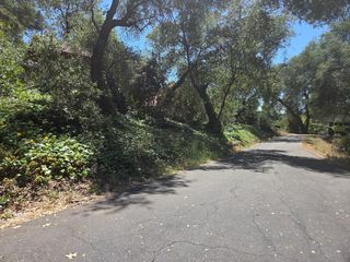 595 Valley Ridge Ct, Auburn, CA 95603