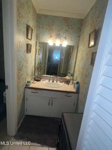 102 Earhart Drive, Natchez, MS 39120