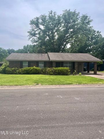102 Earhart Drive, Natchez, MS 39120