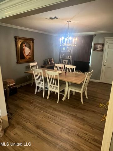 102 Earhart Drive, Natchez, MS 39120