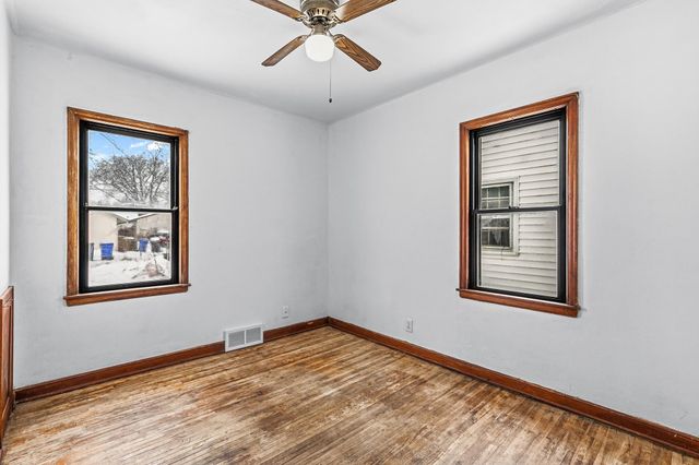 1822 Nevada Avenue E, Saint Paul, MN 55119