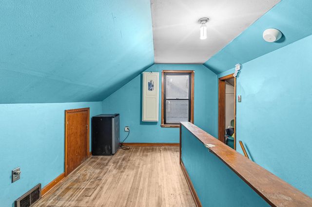 1822 Nevada Avenue E, Saint Paul, MN 55119