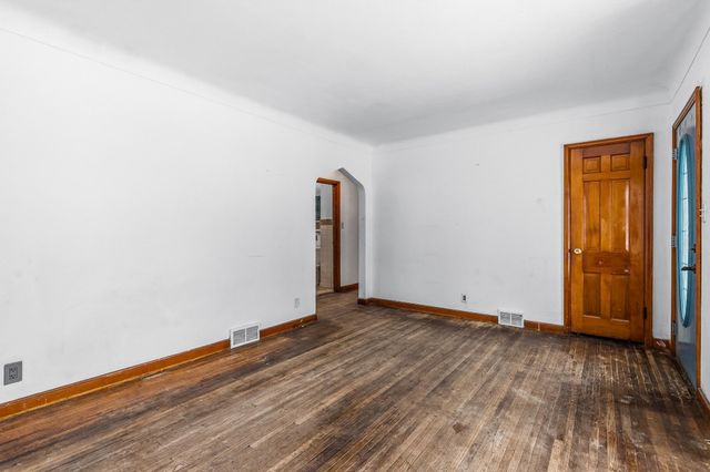 1822 Nevada Avenue E, Saint Paul, MN 55119