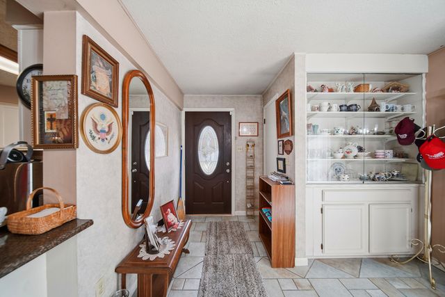 1307 Sinnissippi Park Road, Sterling, IL 61081