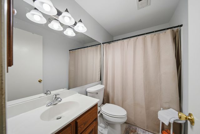 1307 Sinnissippi Park Road, Sterling, IL 61081