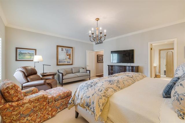 1114 Sherwood Lane B-2, Nichols Hills, OK 73116