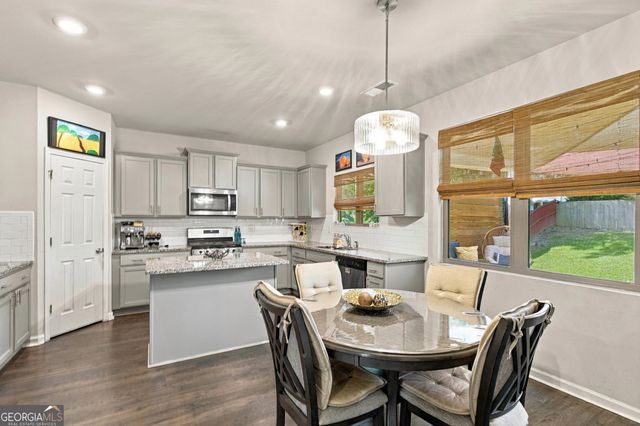 3503 Stonebranch Lane, Loganville, GA 30052