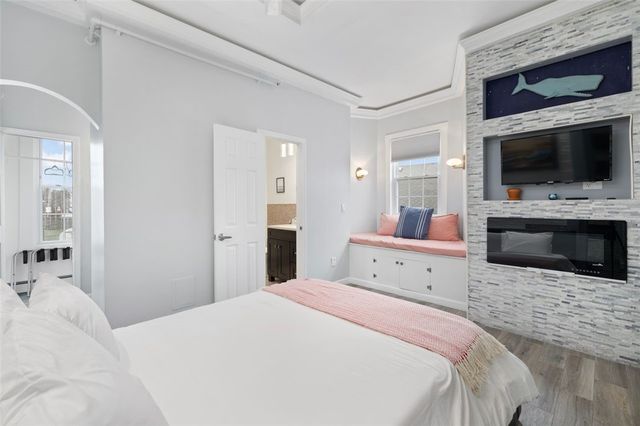 28 Weaver Avenue, Newport, RI 02840