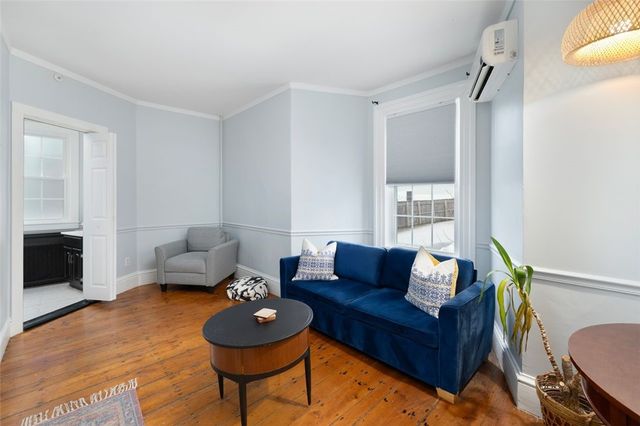 28 Weaver Avenue, Newport, RI 02840