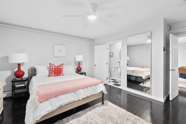 28 Weaver Avenue, Newport, RI 02840