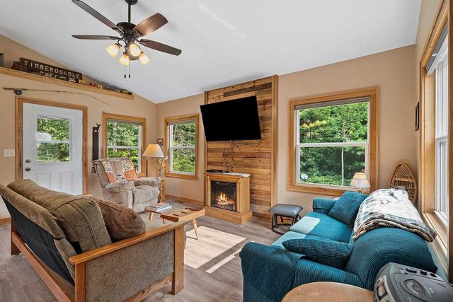 W6380 COUNTY RD K, Amberg, WI 54102