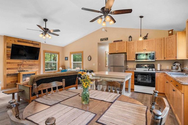 W6380 COUNTY RD K, Amberg, WI 54102