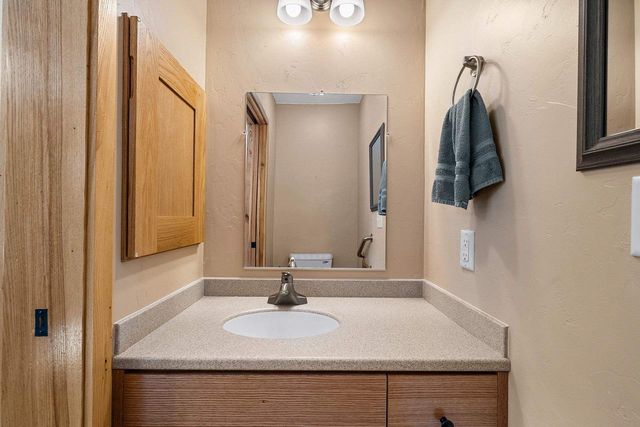 W6380 COUNTY RD K, Amberg, WI 54102