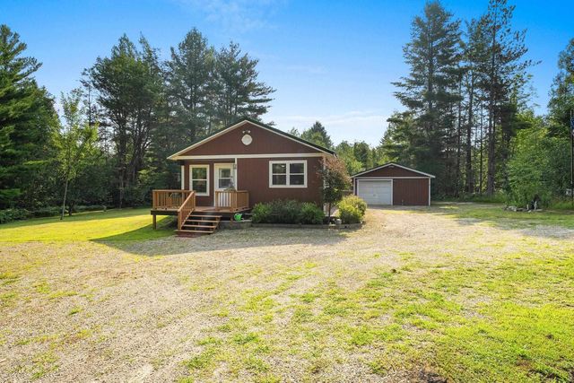 W6380 COUNTY RD K, Amberg, WI 54102