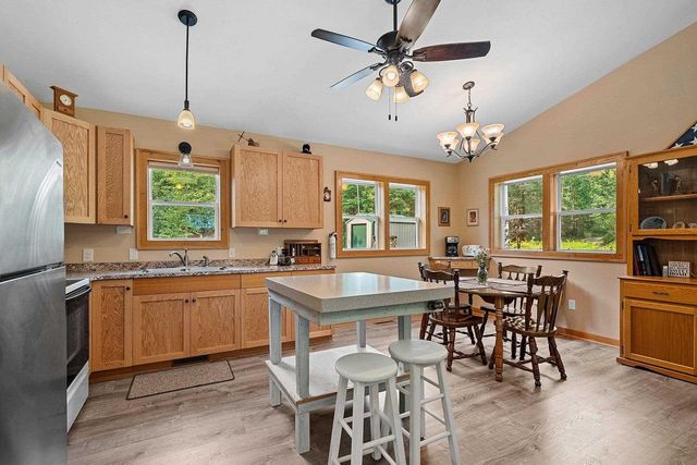 W6380 COUNTY RD K, Amberg, WI 54102