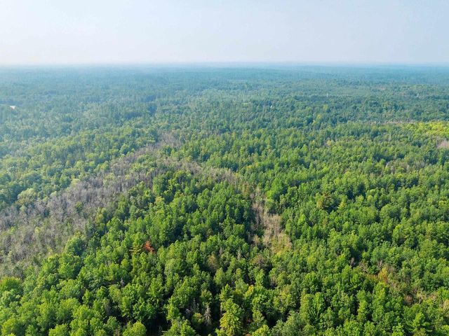 W6380 COUNTY RD K, Amberg, WI 54102