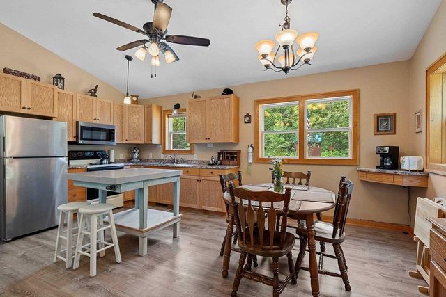 W6380 COUNTY RD K, Amberg, WI 54102