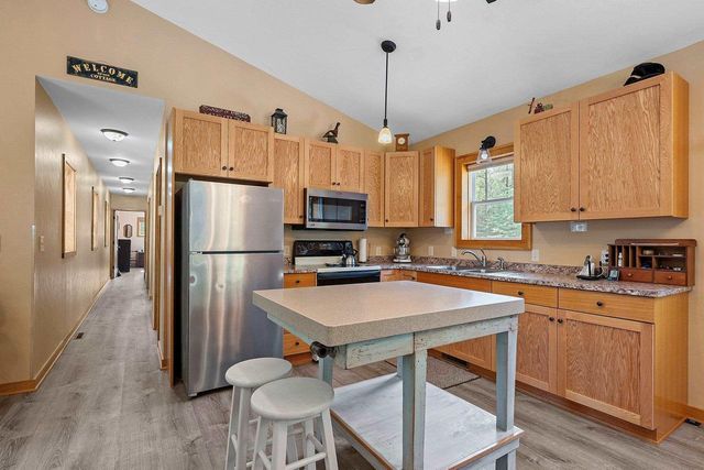 W6380 COUNTY RD K, Amberg, WI 54102