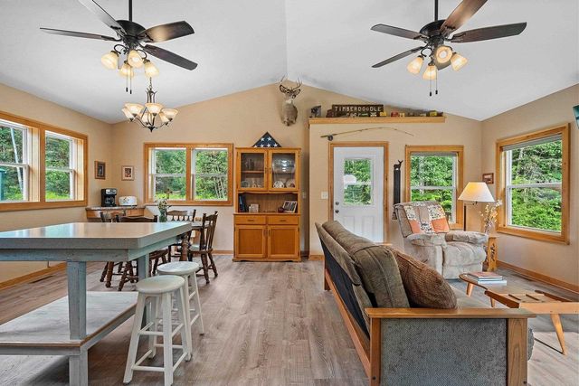 W6380 COUNTY RD K, Amberg, WI 54102