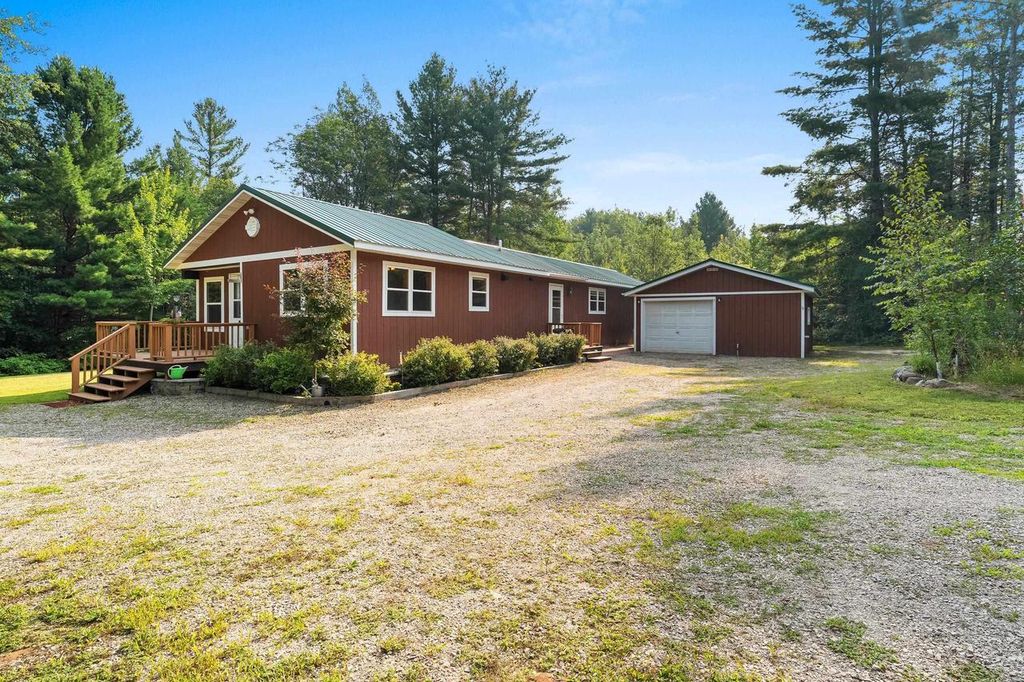 W6380 COUNTY RD K, Amberg, WI 54102