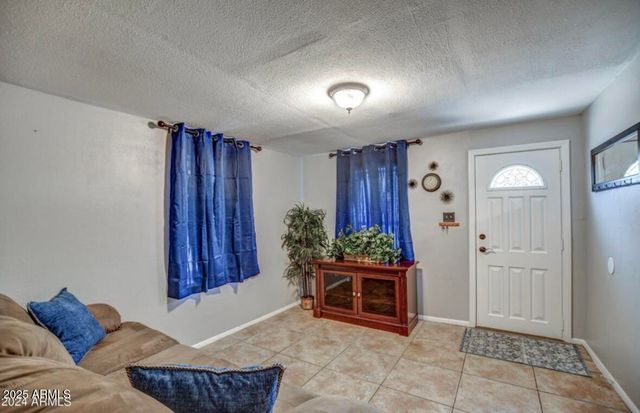 5543 W GARDENIA Avenue, Glendale, AZ 85301