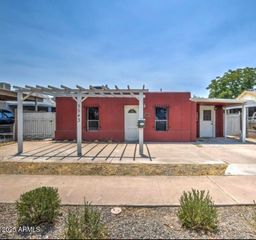 5543 W GARDENIA Avenue, Glendale, AZ 85301