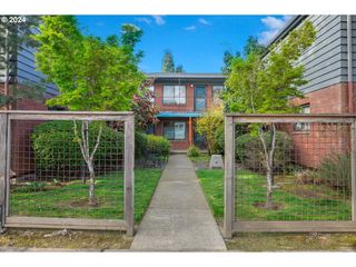 3911 Ne KILLINGSWORTH St 7, Portland, OR 97211