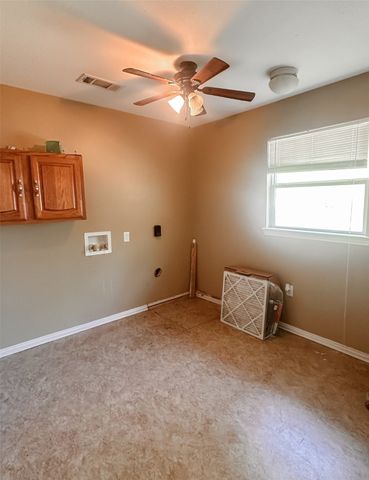 316 Wallace Street, Athens, TX 75751