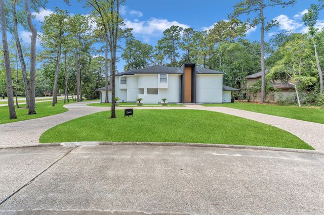 1 E Wedgewood Glen, The Woodlands, TX 77381
