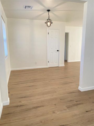 4427 NW 16th Street, Oklahoma City, OK 73107