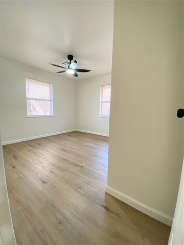 4427 NW 16th Street, Oklahoma City, OK 73107